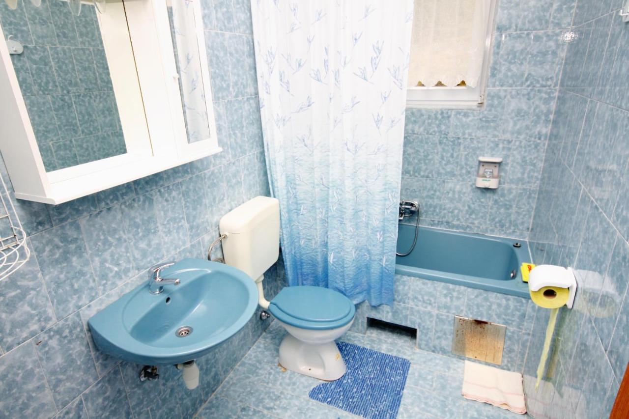 Apartments With A Parking Space Kampor, Rab - 5029 エクステリア 写真