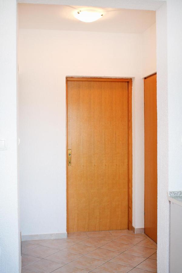 Apartments With A Parking Space Kampor, Rab - 5029 エクステリア 写真